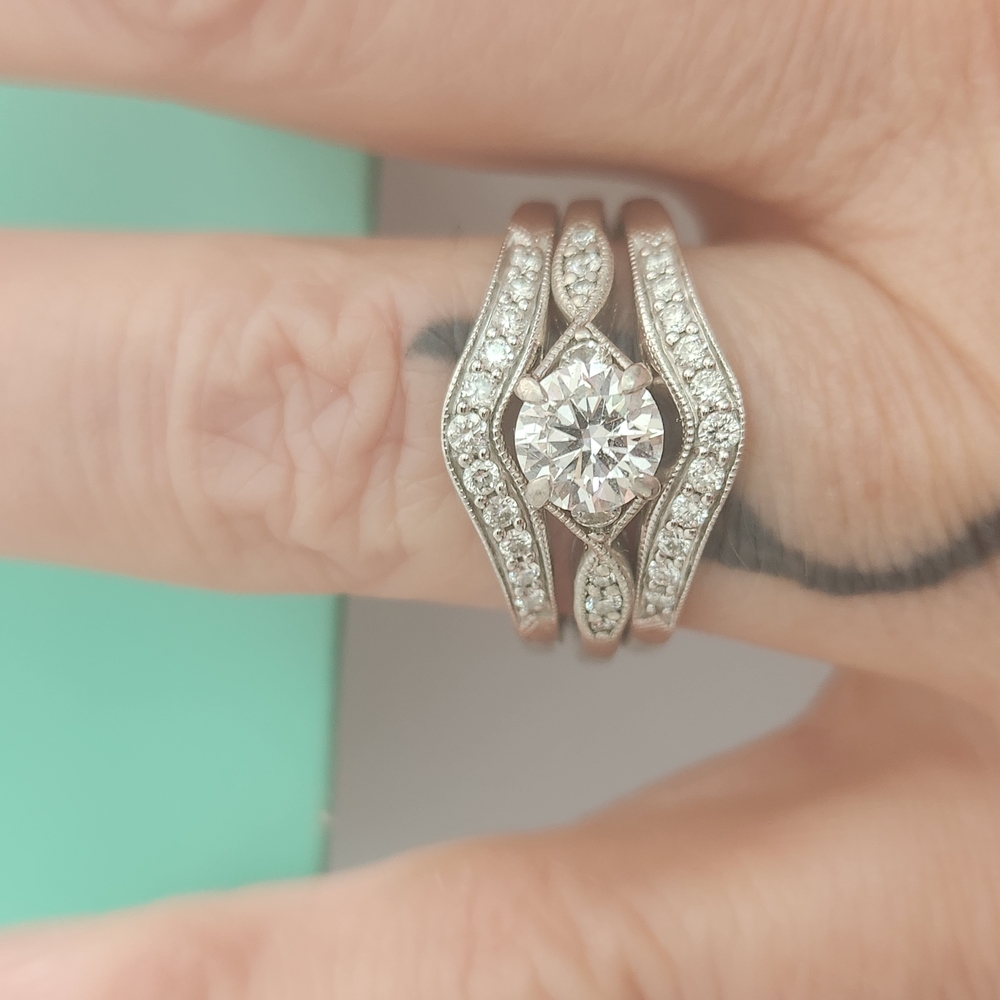 Elegant Silver Diamond Ring